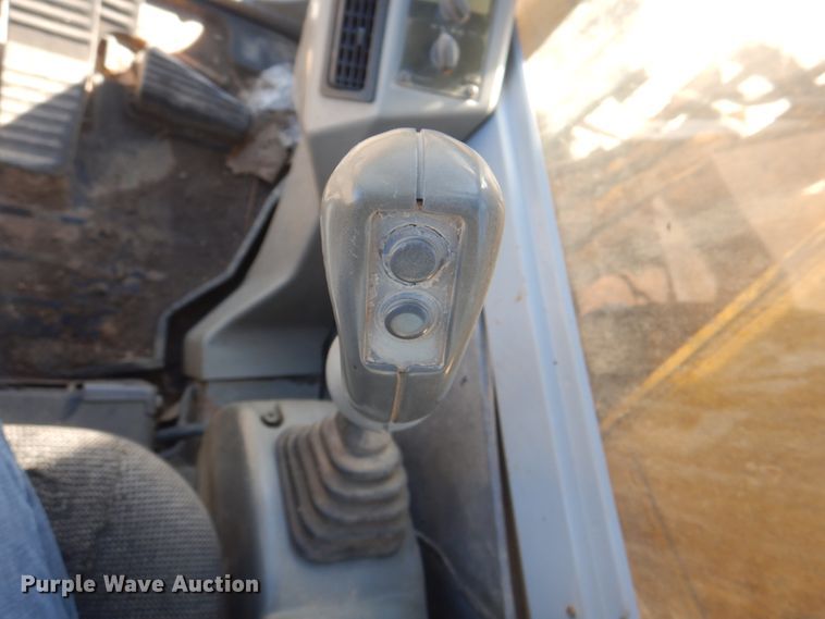 image for item KX9337 2000 Komatsu PC128US-2  excavator