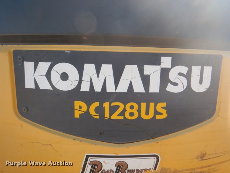 image for item KX9337 2000 Komatsu PC128US-2  excavator