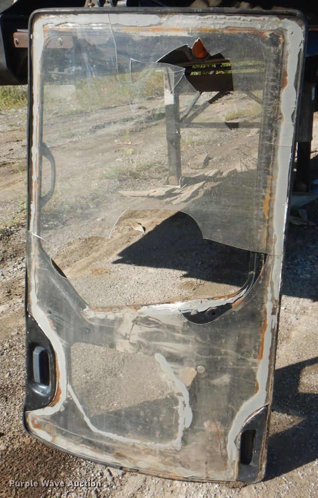 image for item KX9337 2000 Komatsu PC128US-2  excavator