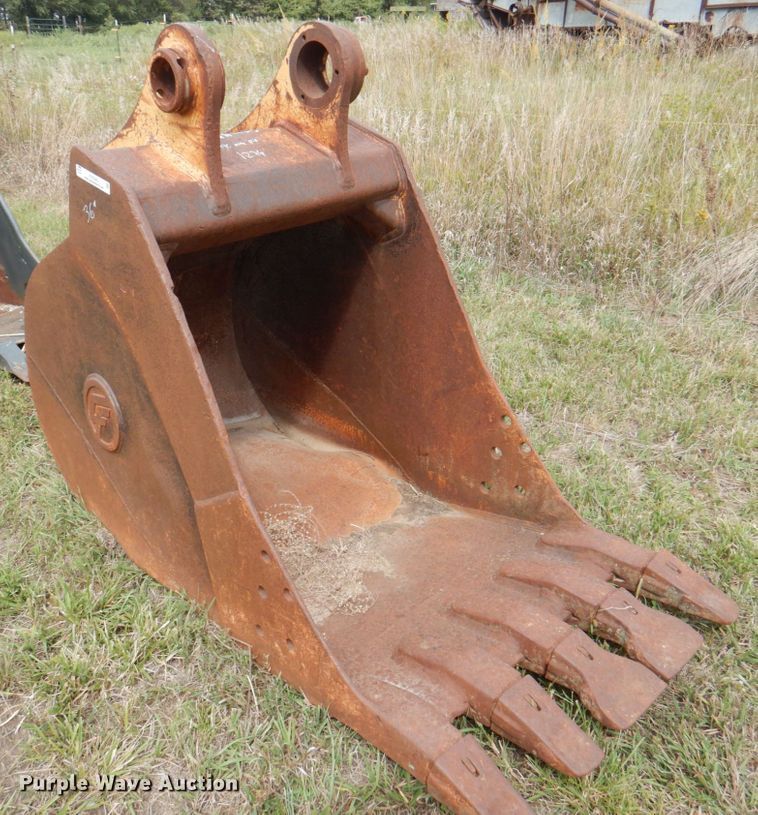 image for item KX9349 CF 36"W excavator bucket