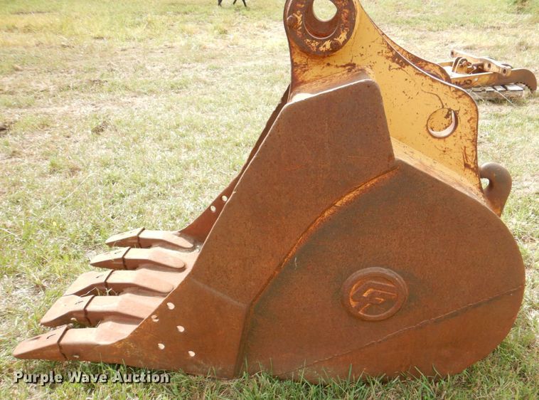 image for item KX9349 CF 36"W excavator bucket