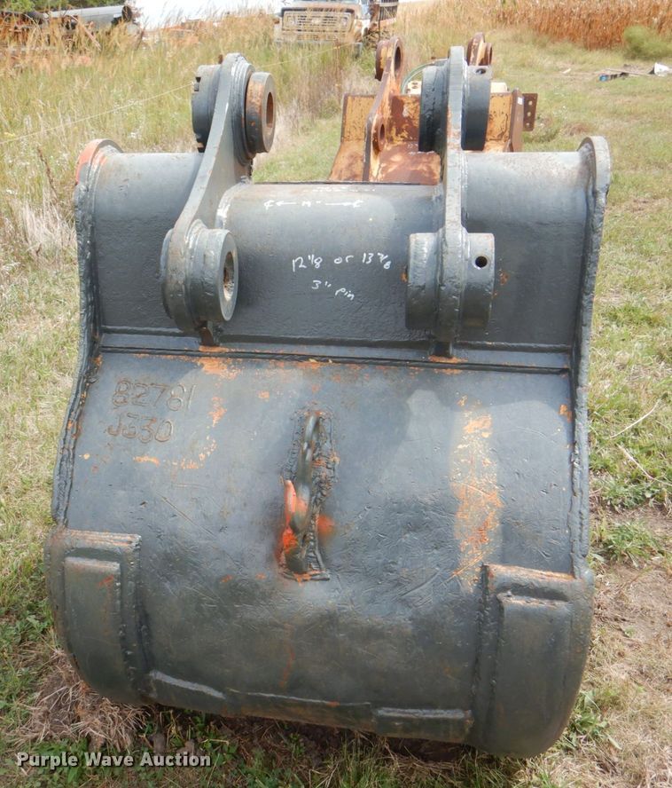 image for item KX9350 40"W excavator bucket