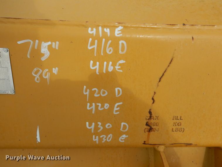 image for item KX9352 Caterpillar 88"W loader bucket