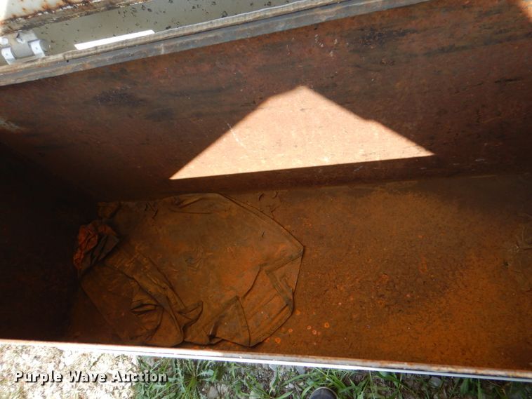 image for item KX9382 2005 Overbilt  tilt deck equipment trailer