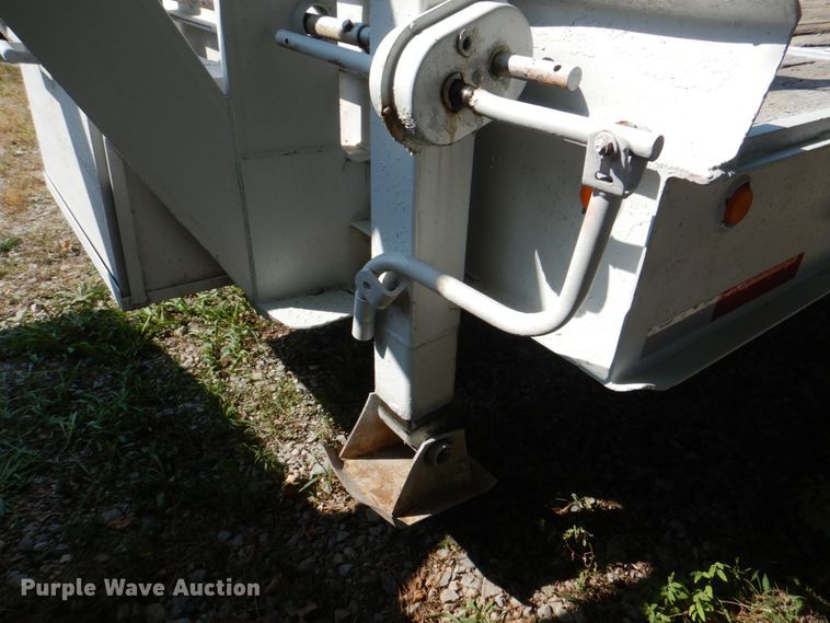 image for item KX9382 2005 Overbilt  tilt deck equipment trailer