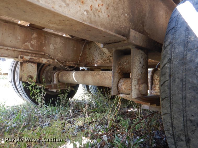 image for item KX9382 2005 Overbilt  tilt deck equipment trailer