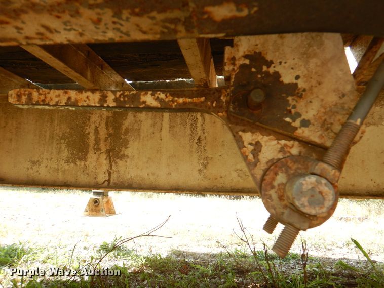 image for item KX9382 2005 Overbilt  tilt deck equipment trailer