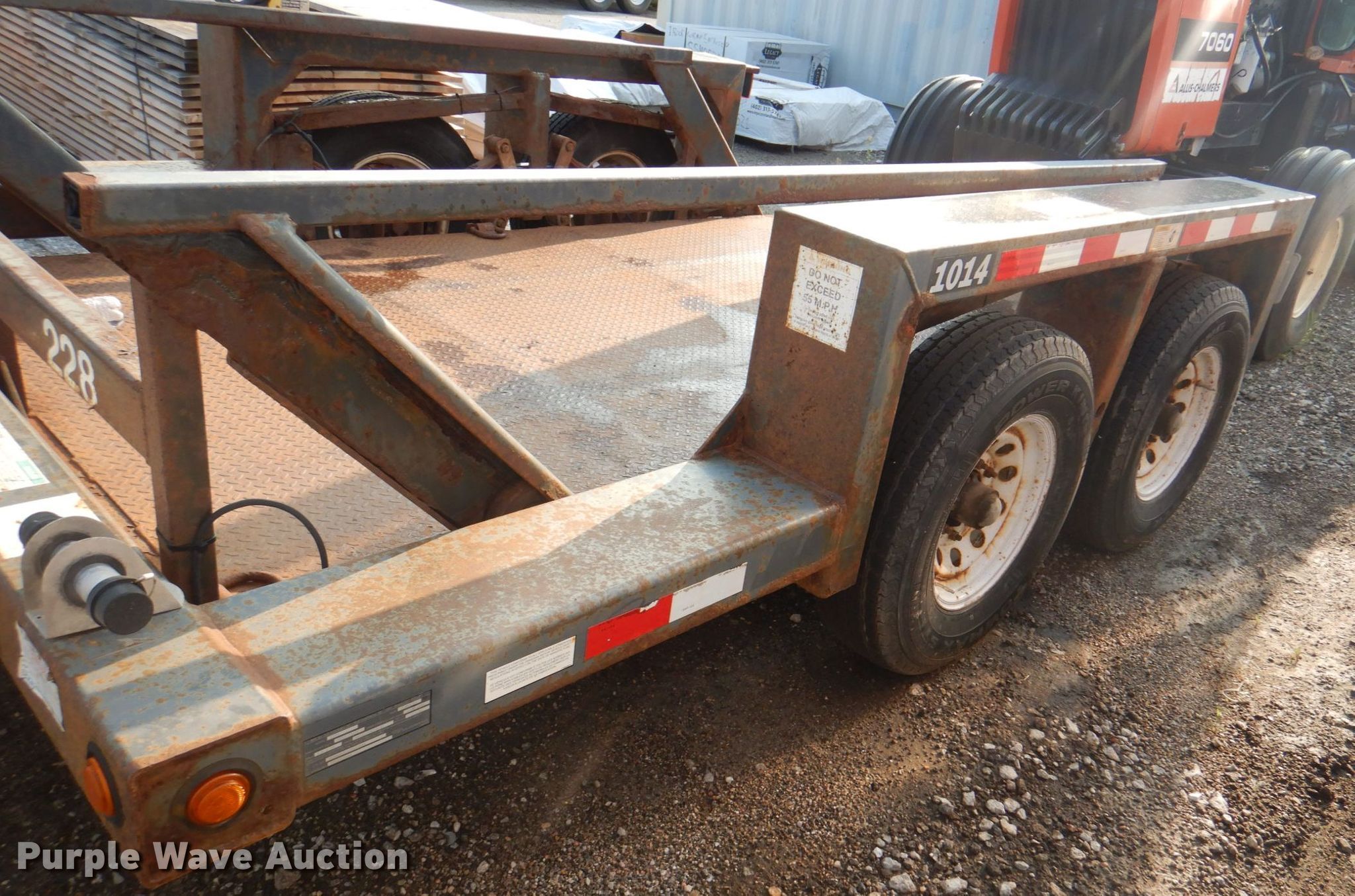2012 JLG 1014 equipment trailer in Omaha, NE Item KX9453 sold