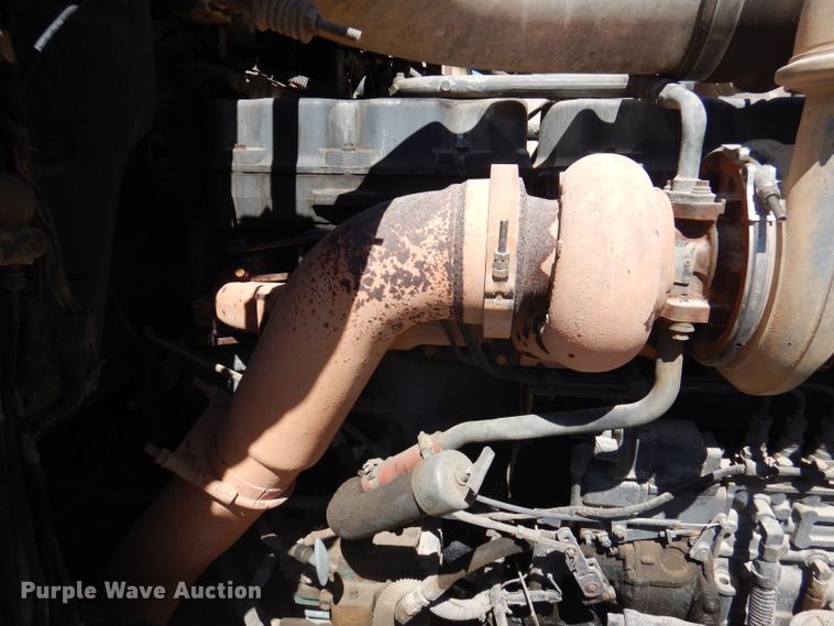 image for item DA5360 1993 Mack RD690S  water truck