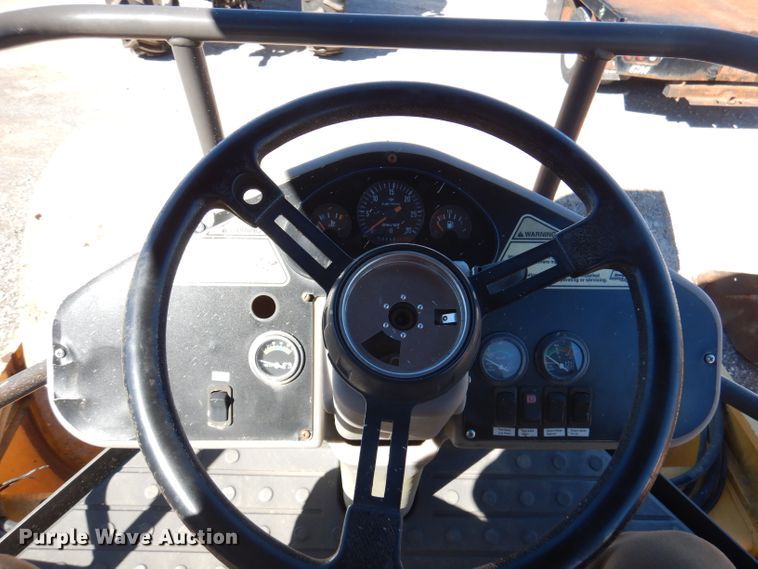 image for item DA5363 2008 Volvo SD100D  single drum roller