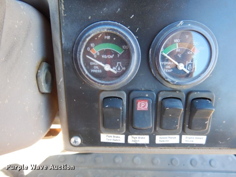 image for item DA5363 2008 Volvo SD100D  single drum roller