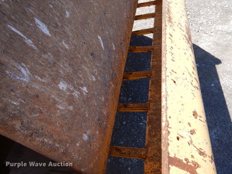 image for item DA5363 2008 Volvo SD100D  single drum roller