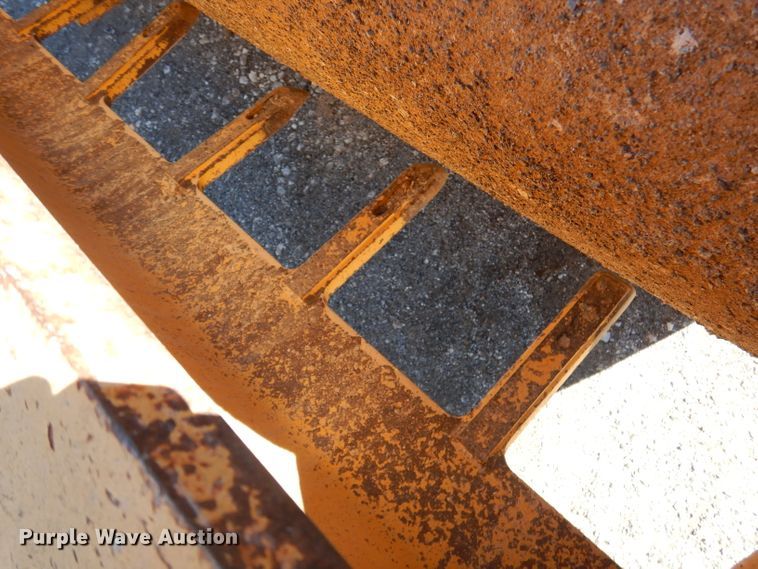 image for item DA5363 2008 Volvo SD100D  single drum roller