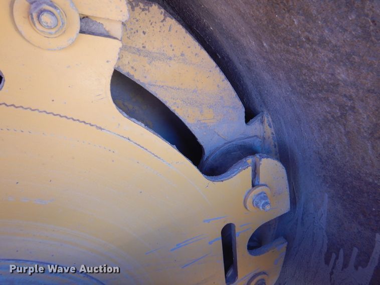 image for item DA5363 2008 Volvo SD100D  single drum roller