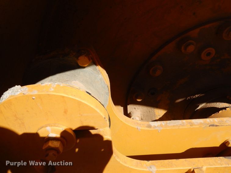 image for item DA5363 2008 Volvo SD100D  single drum roller