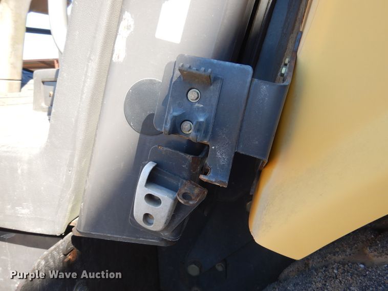 image for item DA5363 2008 Volvo SD100D  single drum roller