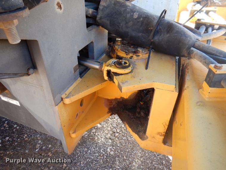 image for item DA5363 2008 Volvo SD100D  single drum roller