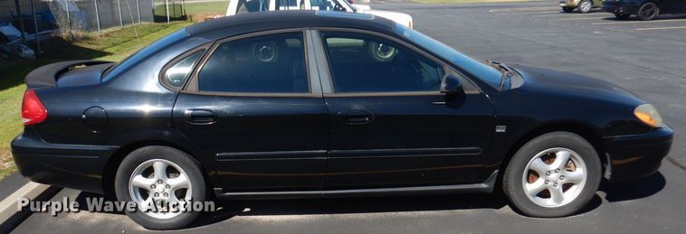 image for item DA5395 2004 Ford Taurus SES