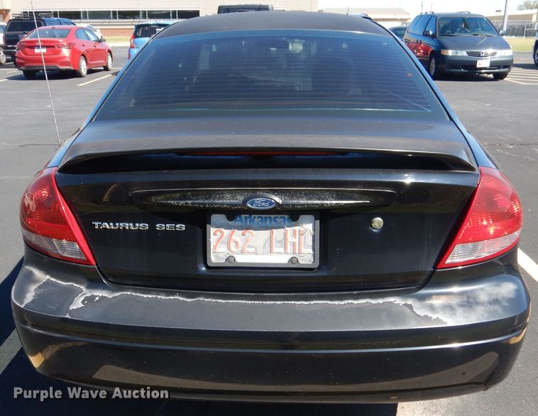 image for item DA5395 2004 Ford Taurus SES