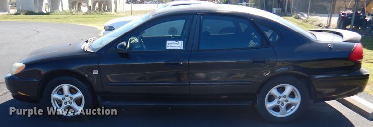 image for item DA5395 2004 Ford Taurus SES