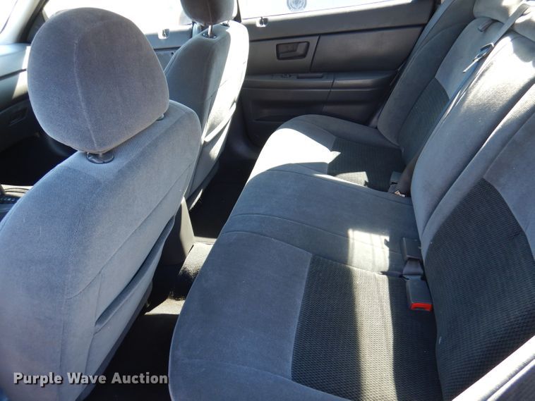 image for item DA5395 2004 Ford Taurus SES