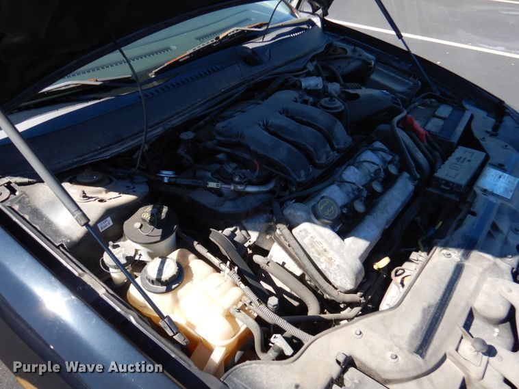 image for item DA5395 2004 Ford Taurus SES