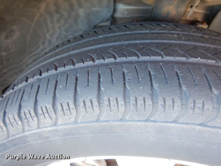 image for item DA5395 2004 Ford Taurus SES