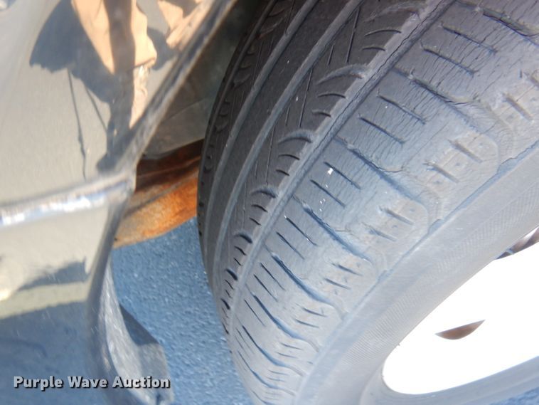 image for item DA5395 2004 Ford Taurus SES