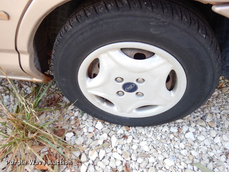 image for item DG0885 1998 Ford Contour