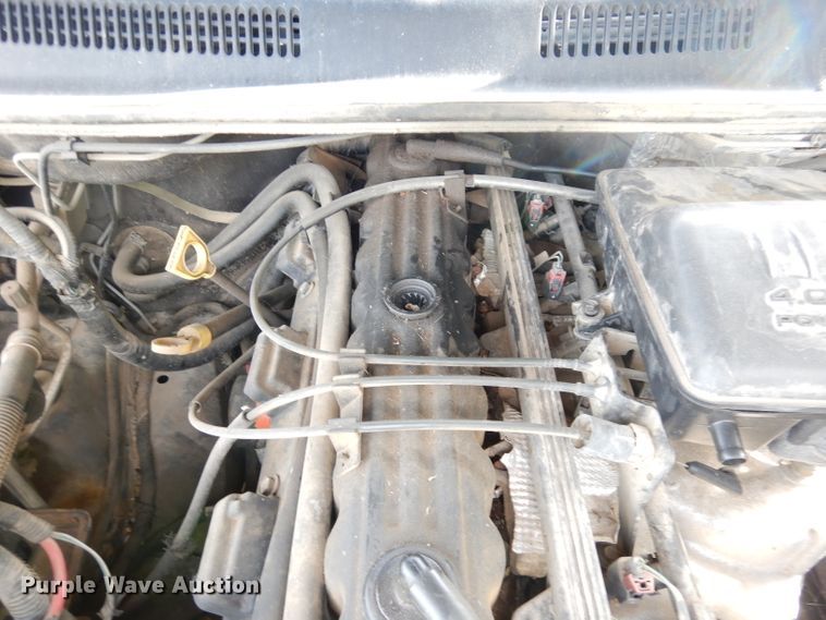 image for item DG0912 2004 Jeep Grand Cherokee  SUV