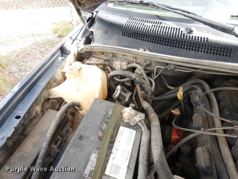 image for item DG0912 2004 Jeep Grand Cherokee  SUV