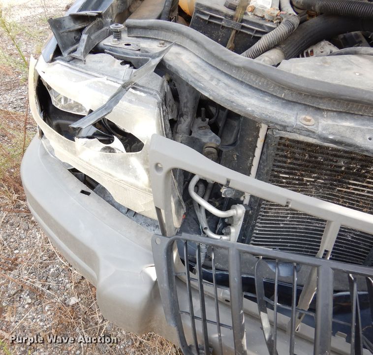 image for item DG0912 2004 Jeep Grand Cherokee  SUV