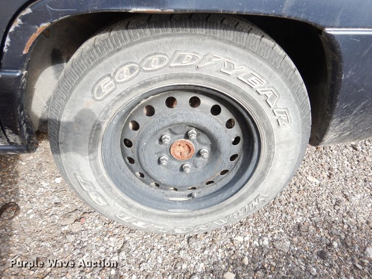 image for item DG0912 2004 Jeep Grand Cherokee  SUV