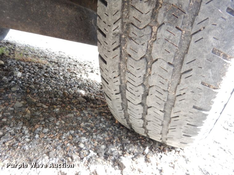 image for item DG0912 2004 Jeep Grand Cherokee  SUV