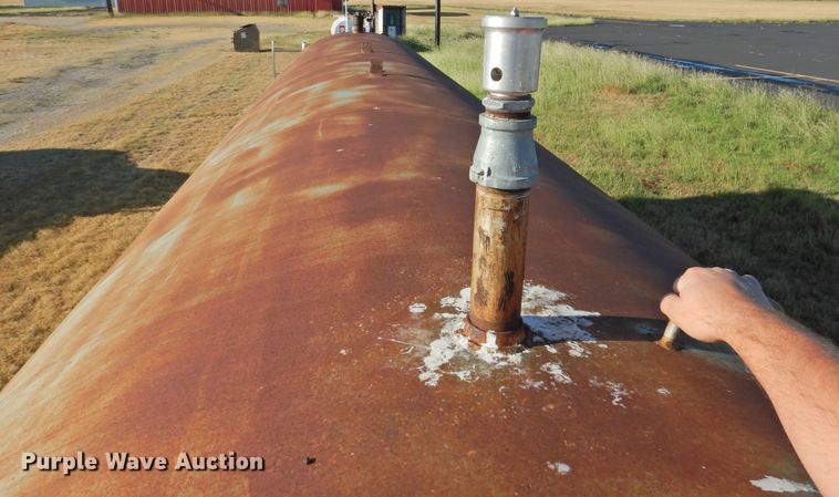 image for item DK2465 Avgas fuel tank