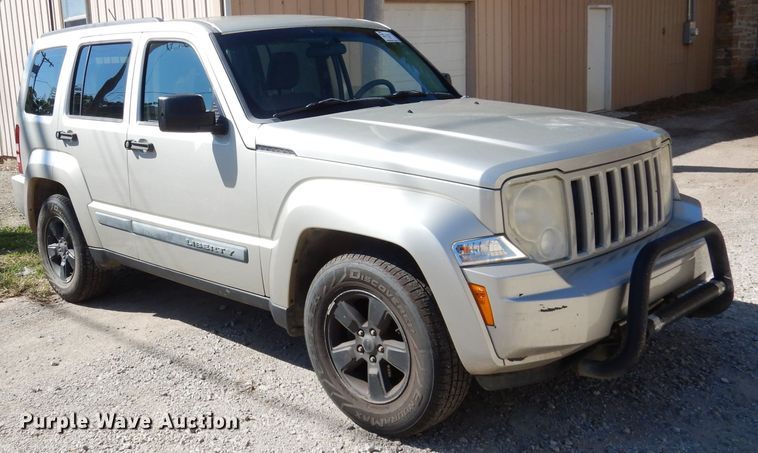 image for item DK2996 2008 Jeep Liberty  SUV