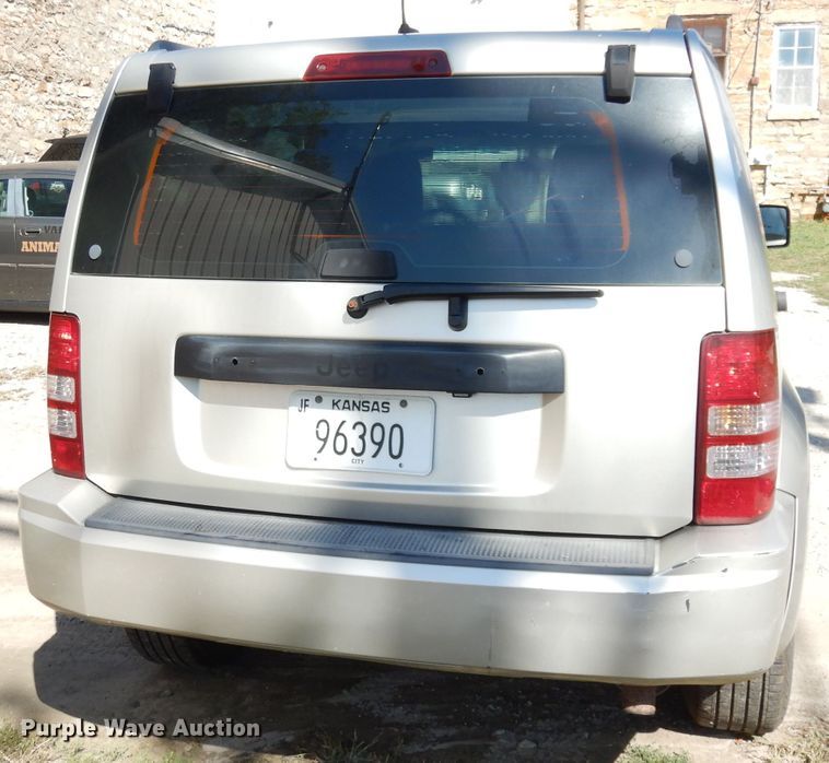 image for item DK2996 2008 Jeep Liberty  SUV