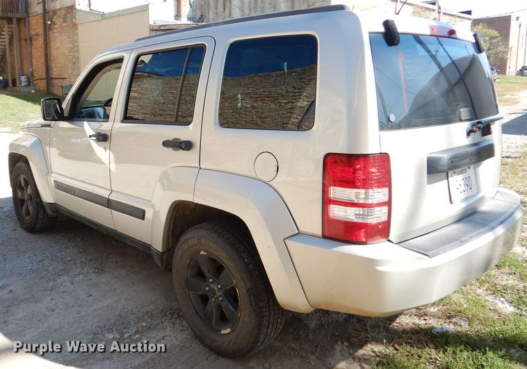 image for item DK2996 2008 Jeep Liberty  SUV