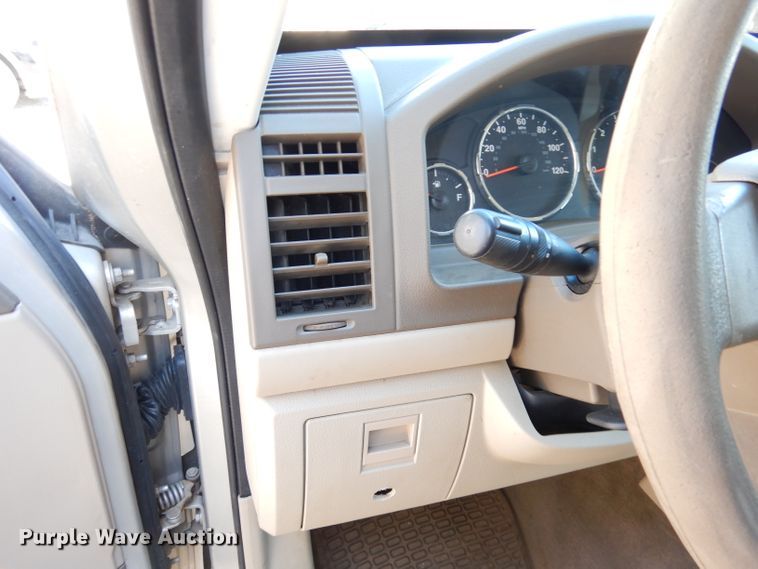 image for item DK2996 2008 Jeep Liberty  SUV