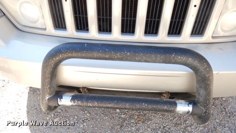 image for item DK2996 2008 Jeep Liberty  SUV