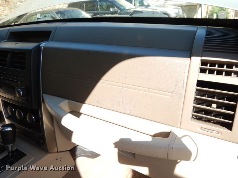 image for item DK2996 2008 Jeep Liberty  SUV