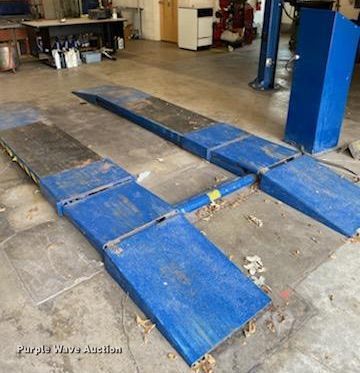 image for item DK2998 BendPak SP7X automotive lift