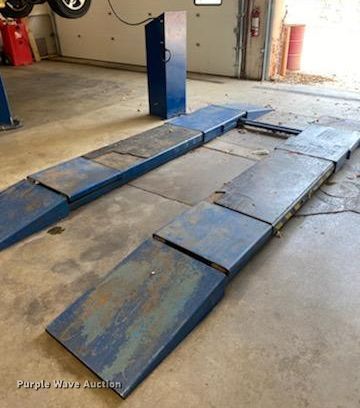 image for item DK2998 BendPak SP7X automotive lift