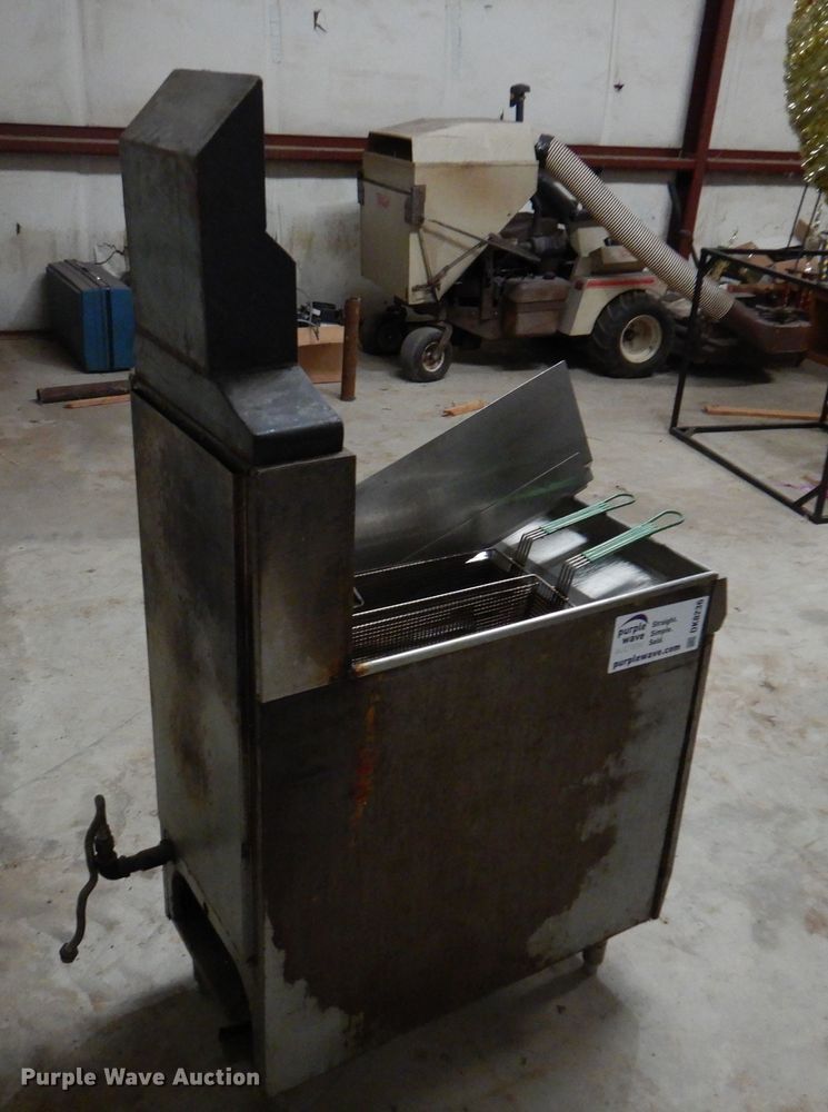 image for item DK8236 Frymaster MJ428R  deep fryer