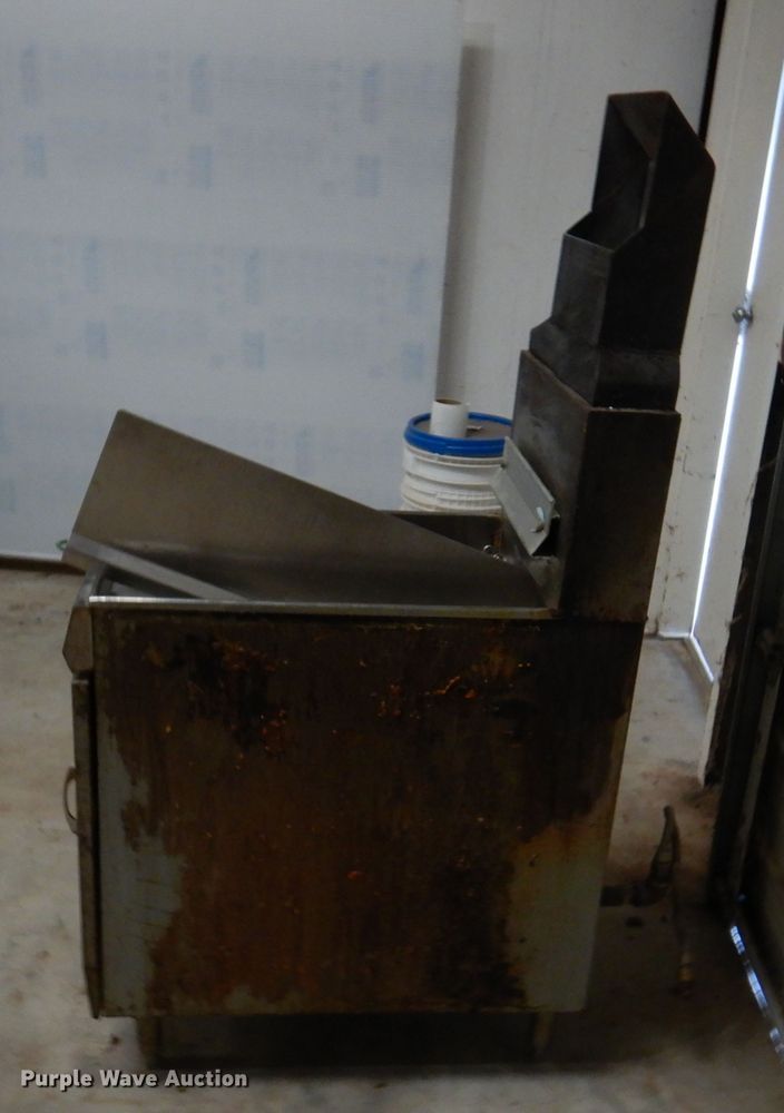 image for item DK8236 Frymaster MJ428R  deep fryer