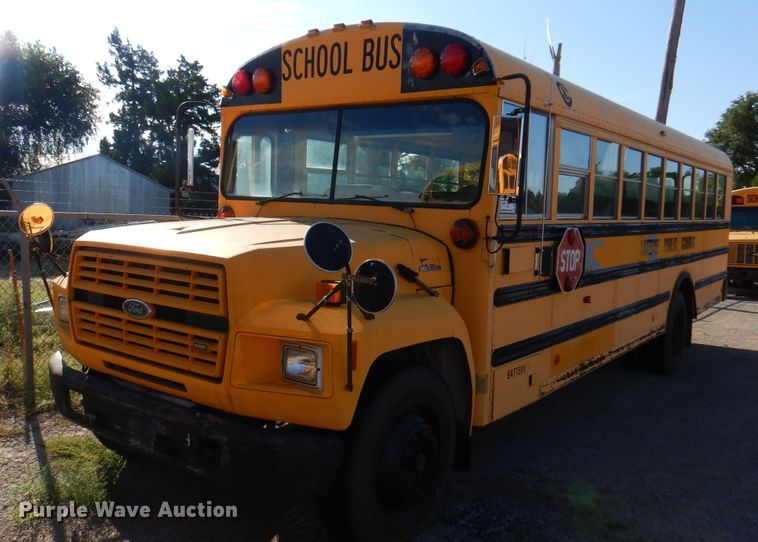 image for item DK8238 1990 Ford B700  school bus
