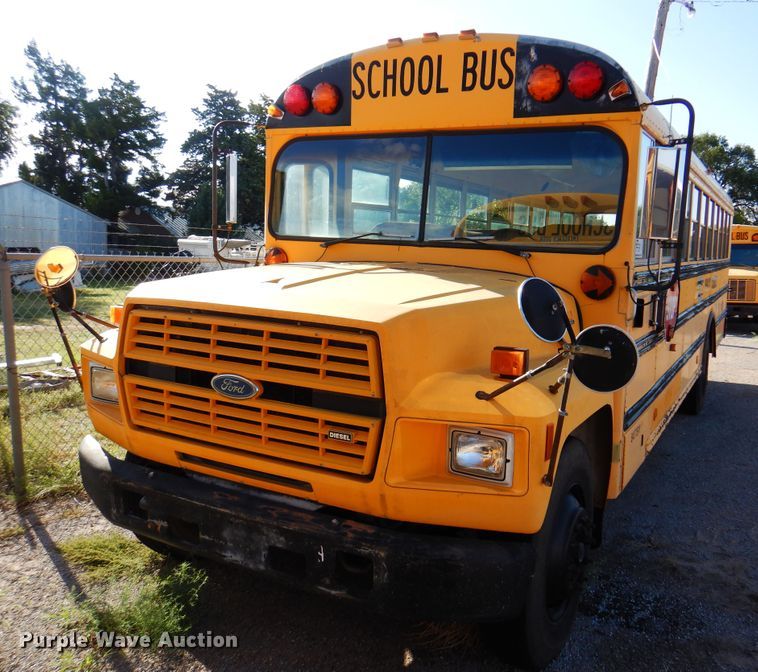 image for item DK8238 1990 Ford B700  school bus