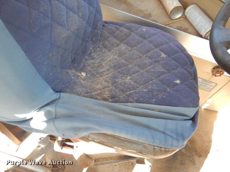 image for item DK8239 1995 Chevrolet Bluebird  school bus