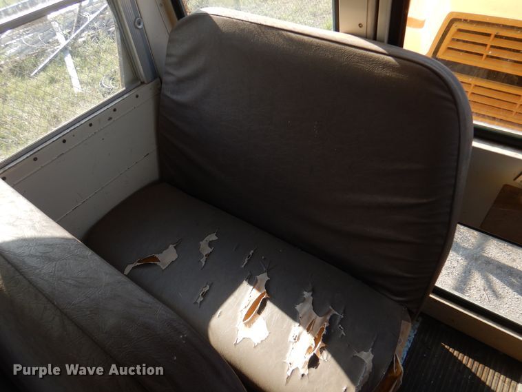 image for item DK8239 1995 Chevrolet Bluebird  school bus