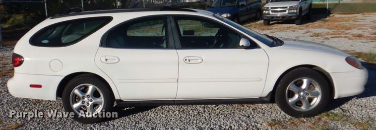 image for item DL0146 2002 Ford Taurus
